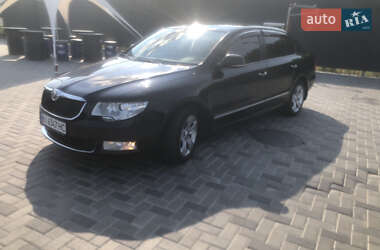 Хэтчбек Skoda Superb 2011 в Полтаве