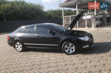 Хэтчбек Skoda Superb 2011 в Полтаве