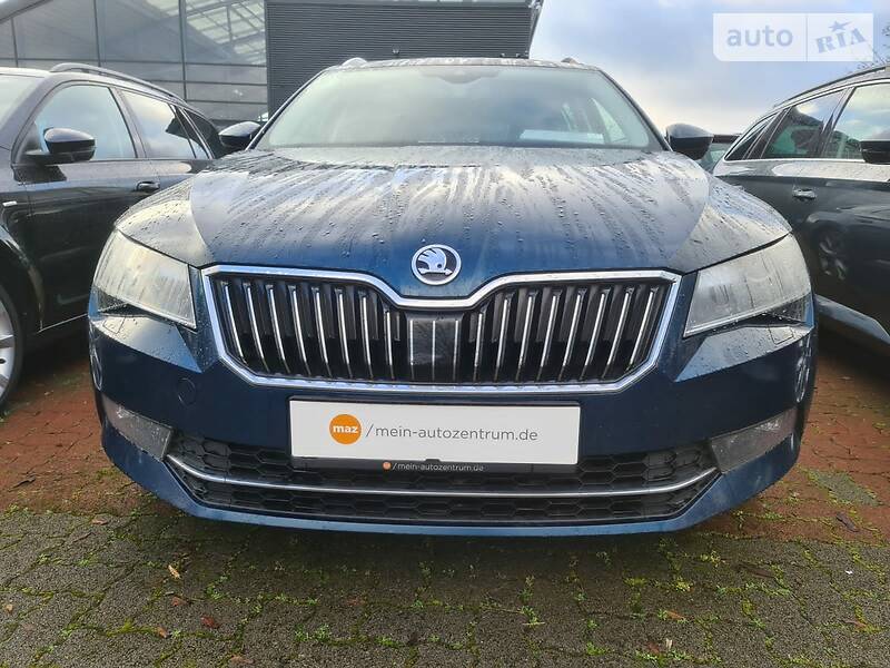 Skoda Superb LED