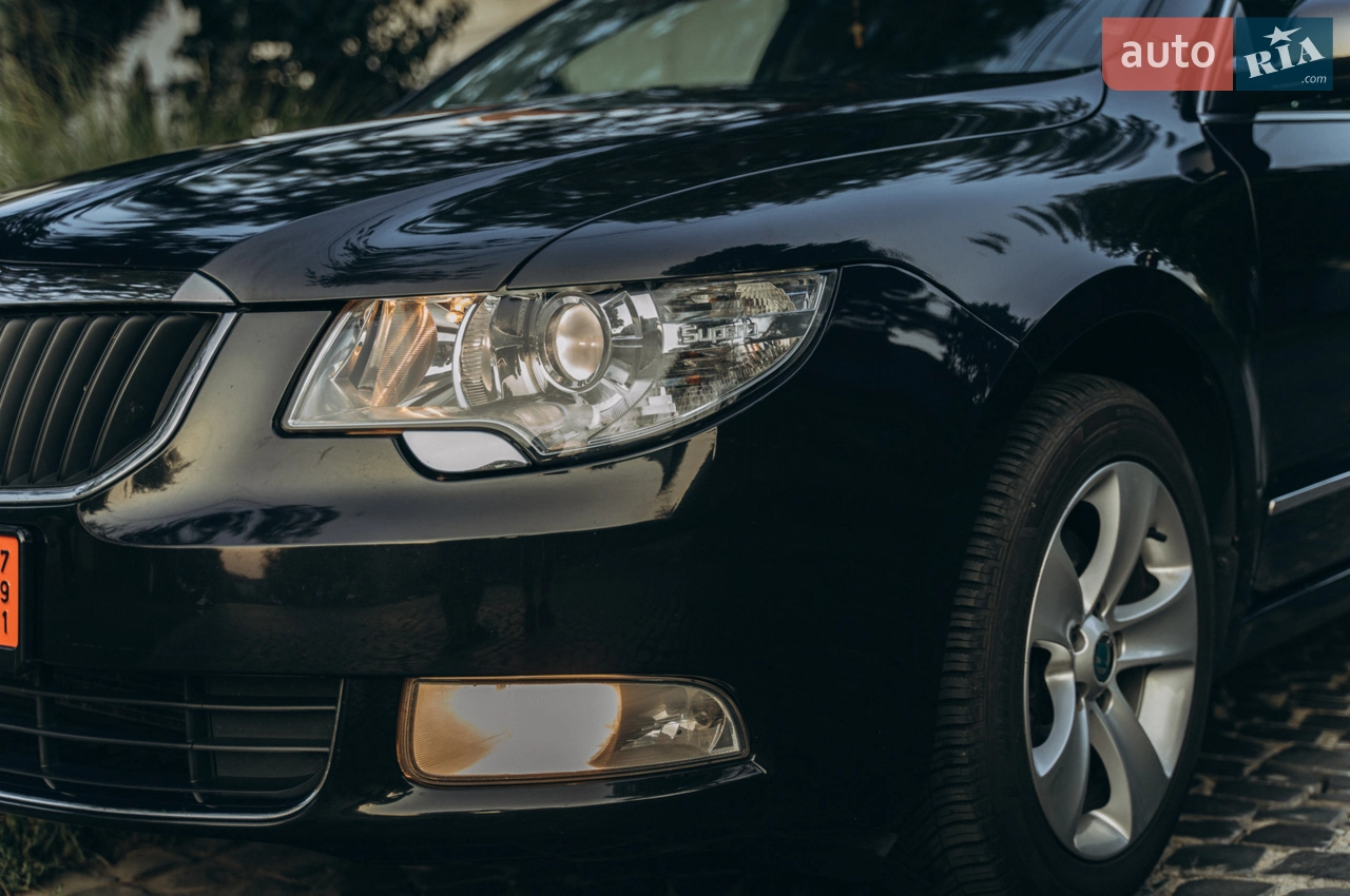 2011 Skoda Superb - мініатюра 37