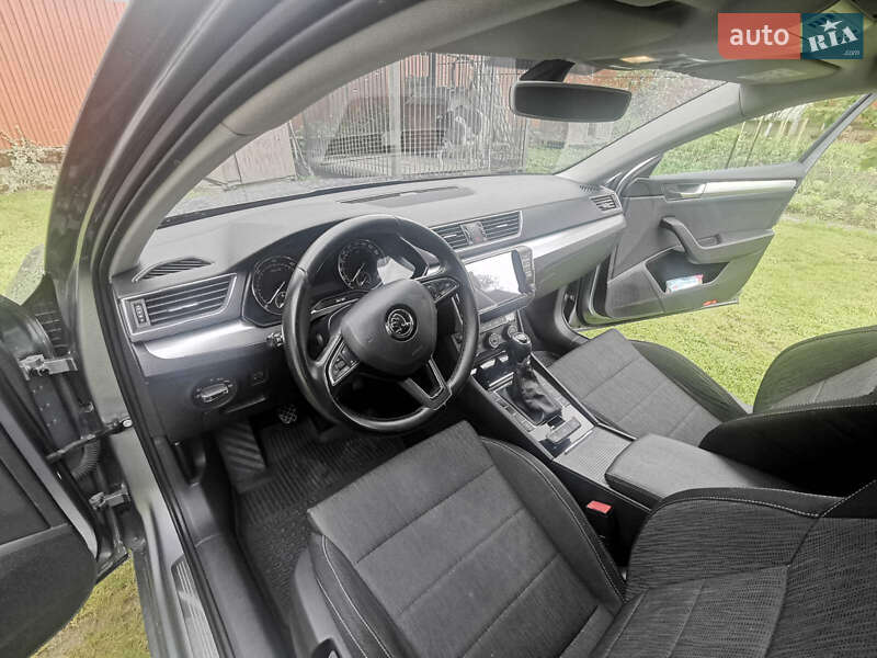 Универсал Skoda Superb 2015 в Тячеве фото 13 Универсал Skoda Superb 2015 в Тячеве
