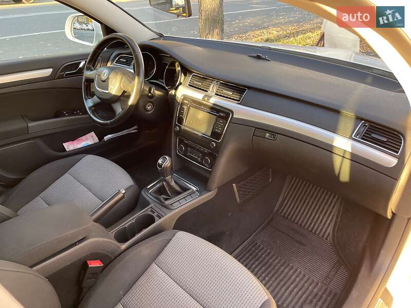 Ліфтбек Skoda Superb 2012 в Києві фото 15 Ліфтбек Skoda Superb 2012 в Києві