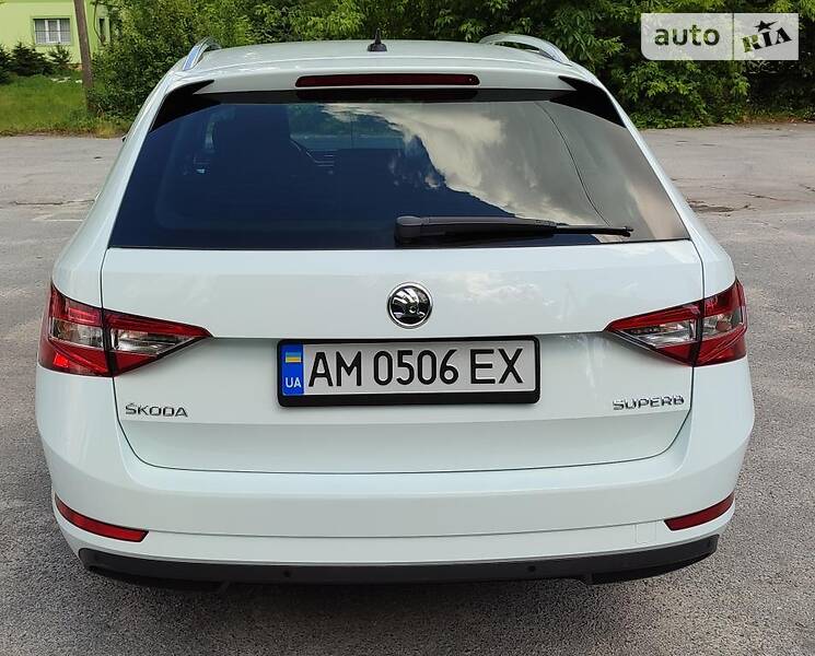 Универсал Skoda Superb 2017 в Звягеле