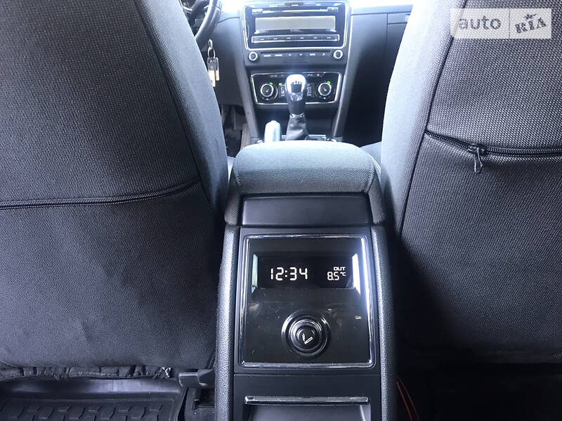 Лифтбек Skoda Superb 2011 в Подольске