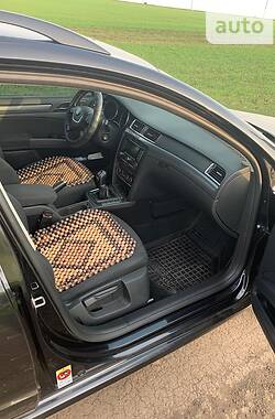 Универсал Skoda Superb 2011 в 