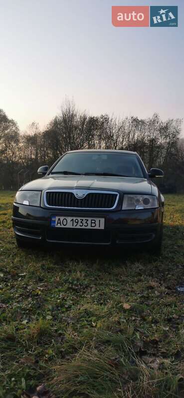 Седан Skoda Superb 2008 в Тячеві