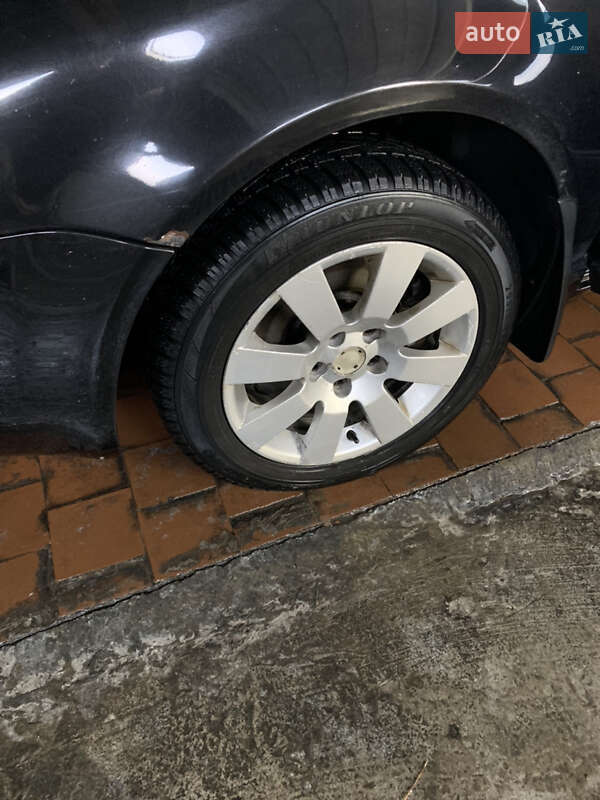 Лифтбек Skoda Superb 2002 в Славутиче