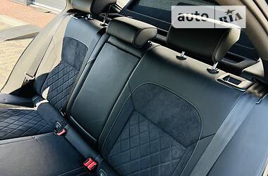 Седан Skoda Superb 2018 в 