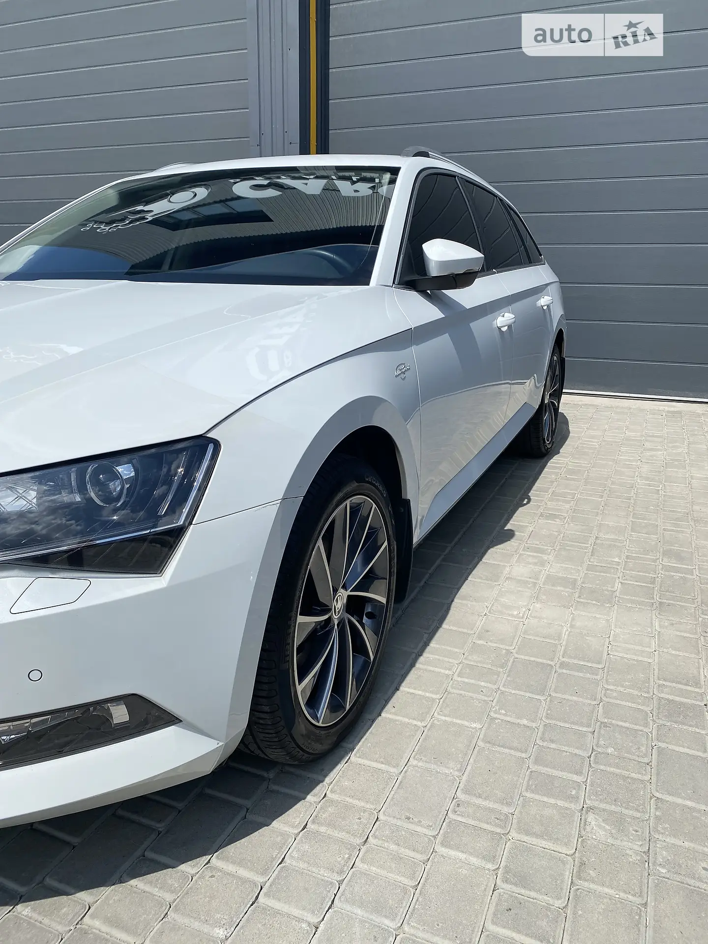 2016 Skoda Superb - мініатюра 5