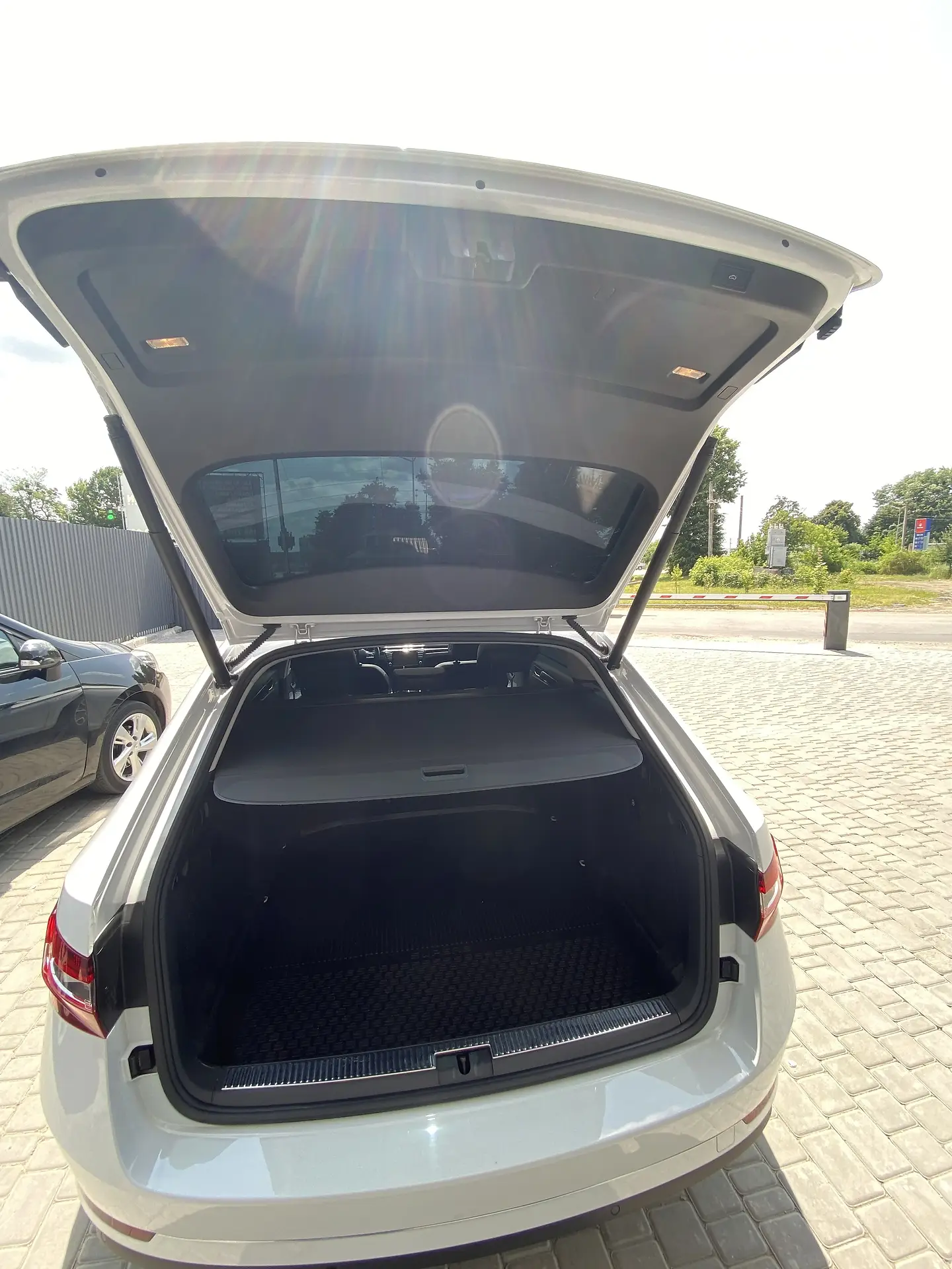 2016 Skoda Superb - мініатюра 14