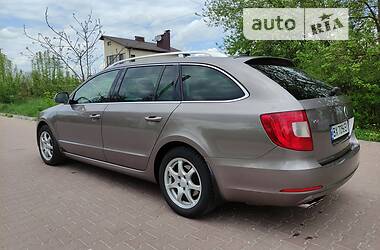 Универсал Skoda Superb 2010 в Хмельницком