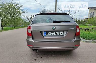 Универсал Skoda Superb 2010 в Хмельницком