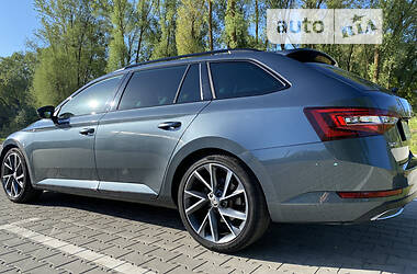 Универсал Skoda Superb 2017 в 