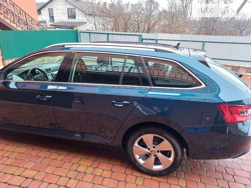 Универсал Skoda Superb 2016 в Хмельницком