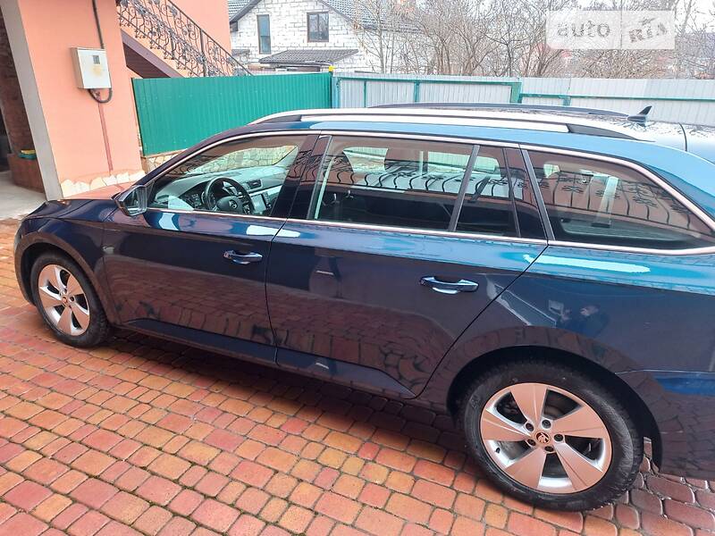 Универсал Skoda Superb 2016 в Хмельницком