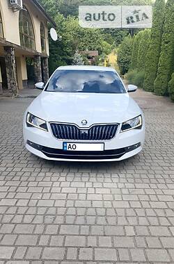 Ліфтбек Skoda Superb 2017 в Мукачевому