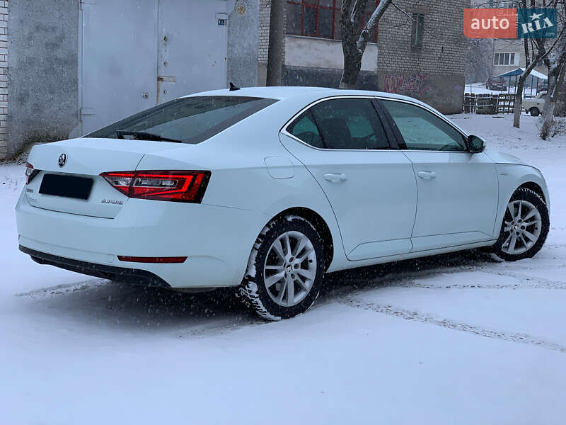 Лифтбек Skoda Superb 2015 в Полтаве фото 2 Лифтбек Skoda Superb 2015 в Полтаве