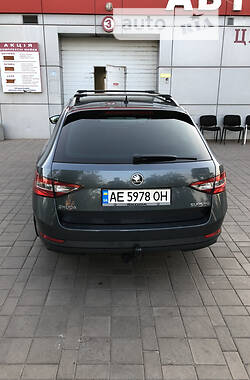 Універсал Skoda Superb 2016 в  фото 2 Універсал Skoda Superb 2016 в