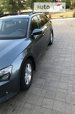 Універсал Skoda Superb 2016 в  фото 5 Універсал Skoda Superb 2016 в