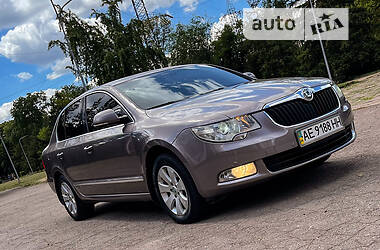 Ліфтбек Skoda Superb 2013 в Кривому Розі