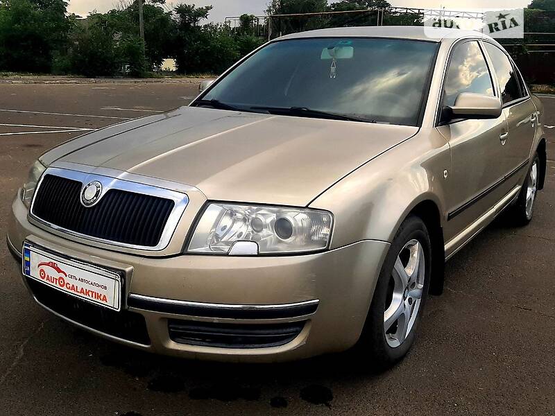 Лифтбек Skoda Superb 2005 в Одессе