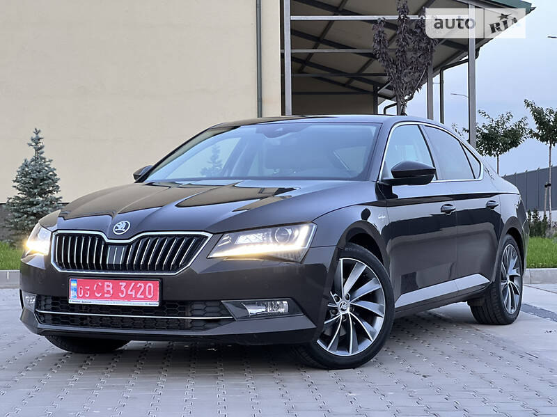 Ліфтбек Skoda Superb 2017 в Луцьку