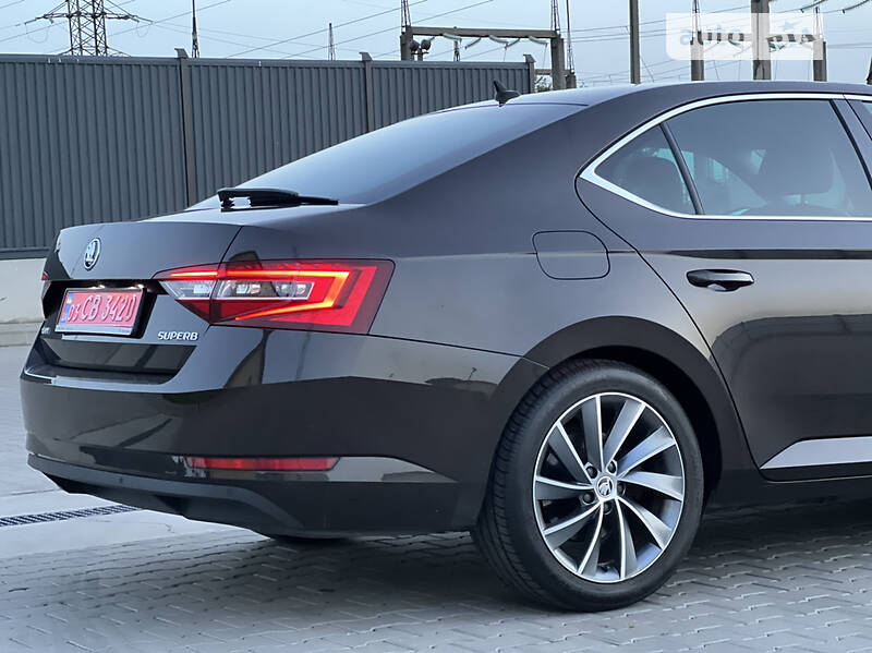 Ліфтбек Skoda Superb 2017 в Луцьку