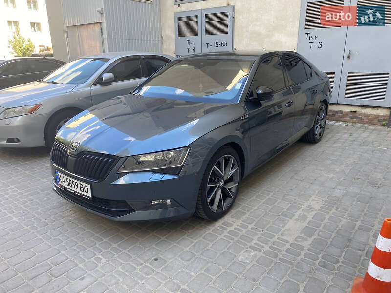 Лифтбек Skoda Superb 2017 в Киеве фото 2 Лифтбек Skoda Superb 2017 в Киеве