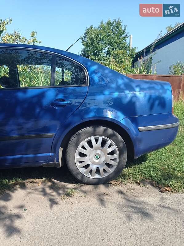 Лифтбек Skoda Superb 2002 в Новоархангельске