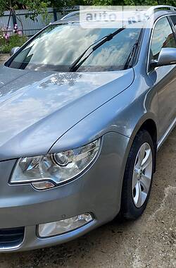 Универсал Skoda Superb 2011 в 
