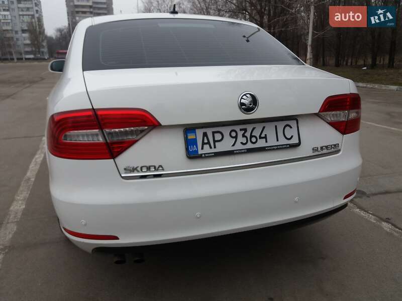 Лифтбек Skoda Superb 2014 в Запорожье