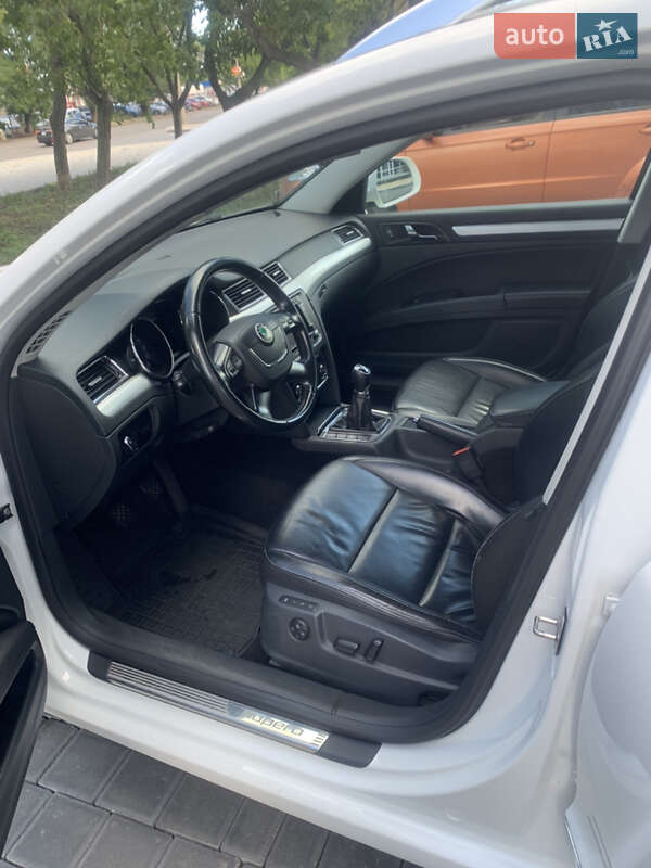Универсал Skoda Superb 2013 в Одессе фото 21 Универсал Skoda Superb 2013 в Одессе