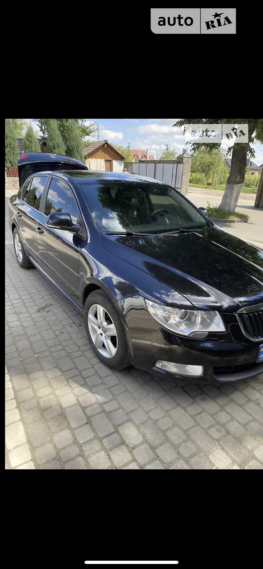 2011 Skoda Superb - мініатюра 2