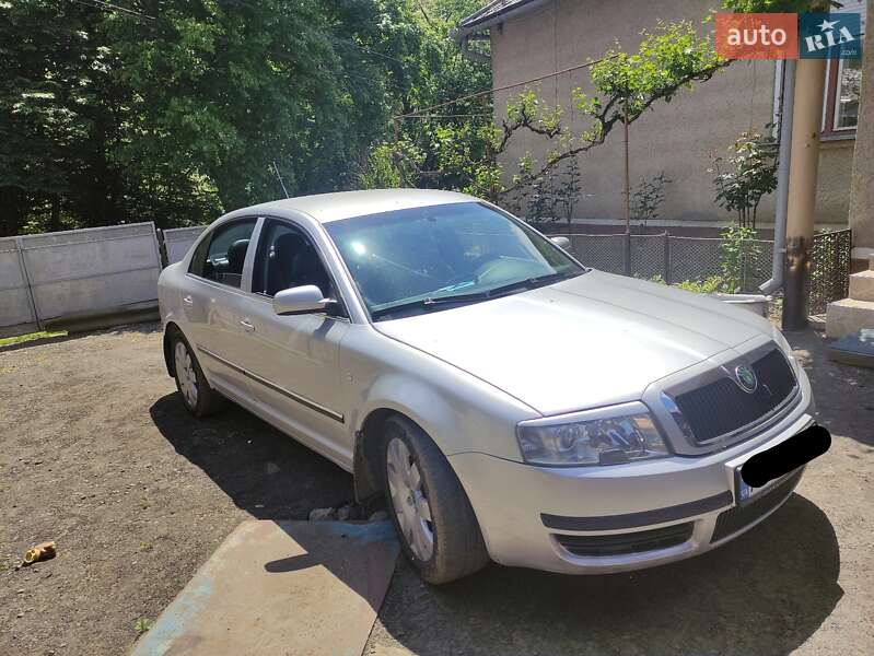 Skoda Superb 2002