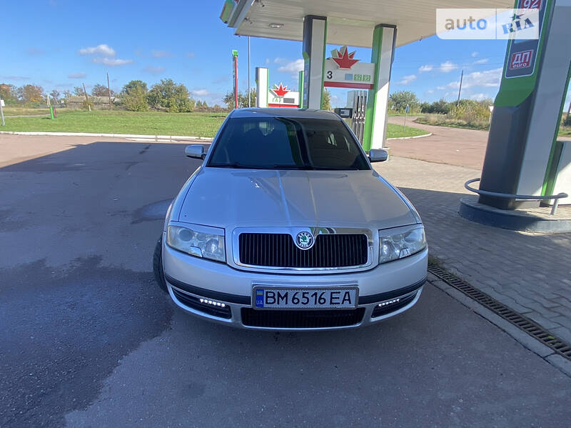 Ліфтбек Skoda Superb 2004 в Білопіллі