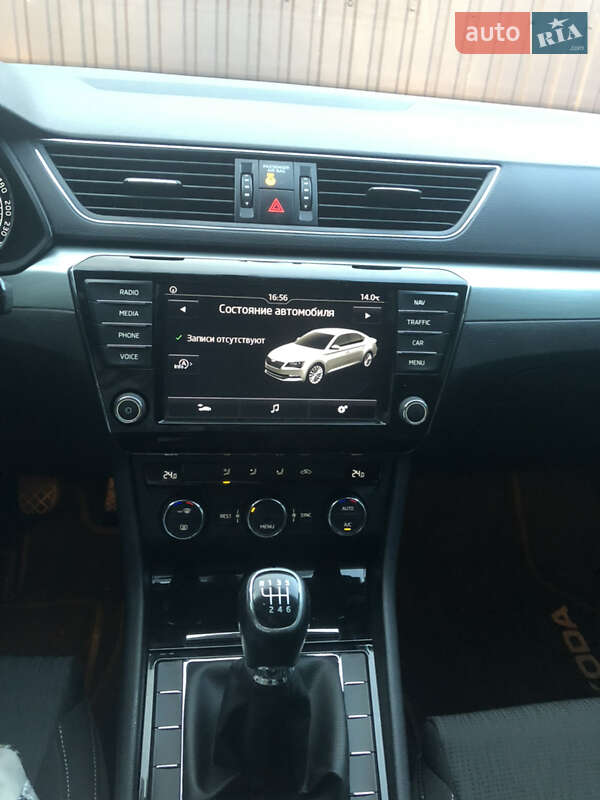 Лифтбек Skoda Superb 2016 в Хусте