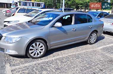 Лифтбек Skoda Superb 2008 в 