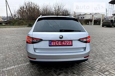 Универсал Skoda Superb 2015 в Черновцах