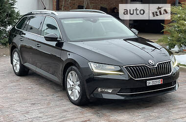 Универсал Skoda Superb 2015 в Житомире