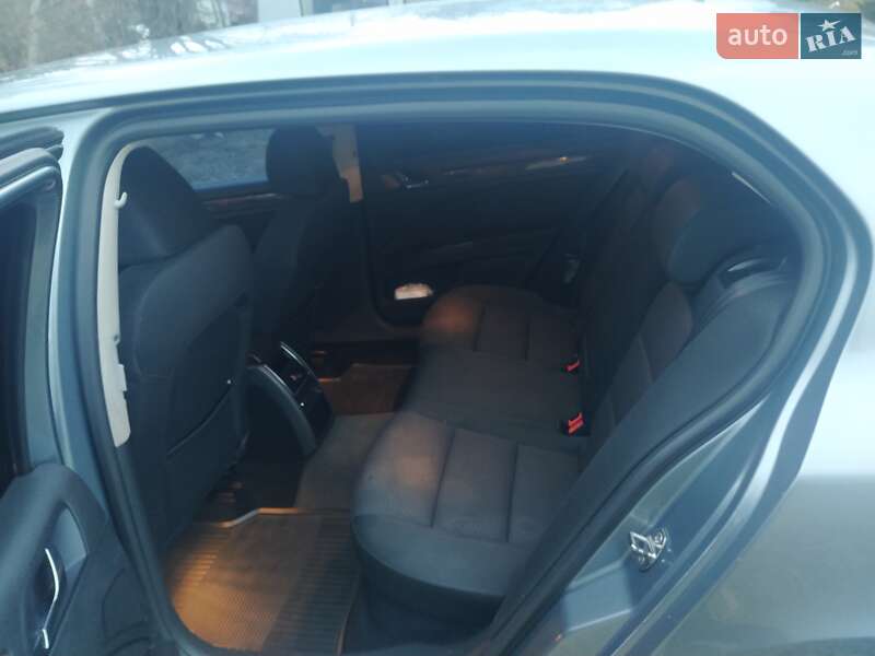 Лифтбек Skoda Superb 2010 в Краматорске