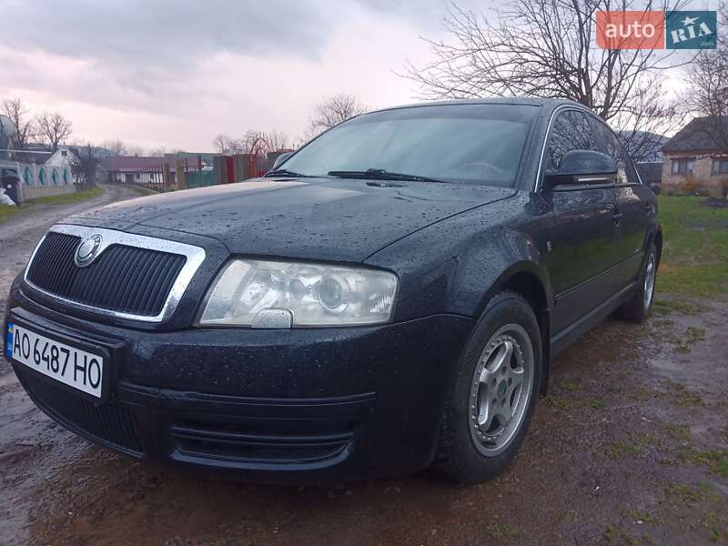 Лифтбек Skoda Superb 2007 в Тячеве