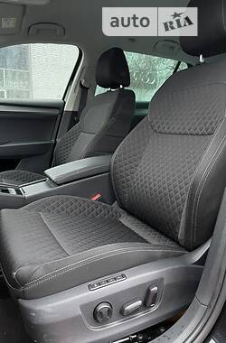 Универсал Skoda Superb 2017 в 