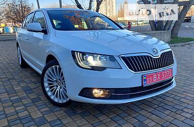 Лифтбек Skoda Superb 2015 в Одессе