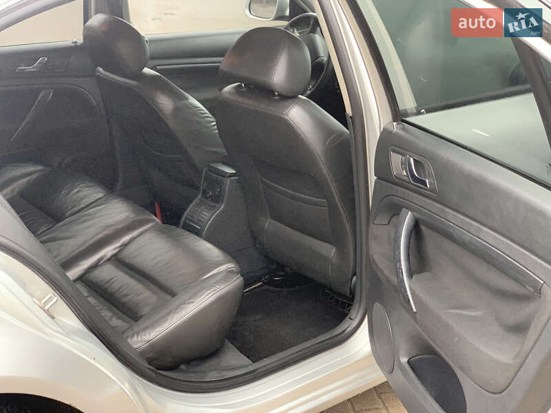 Лифтбек Skoda Superb 2006 в Тернополе