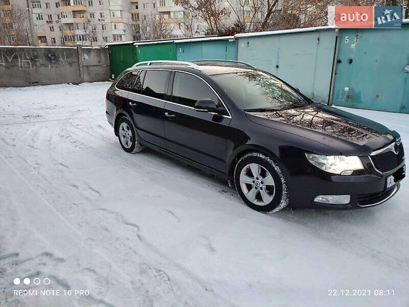 Skoda Superb 2012