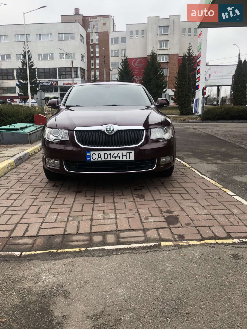 2010 Skoda Superb - мініатюра 14