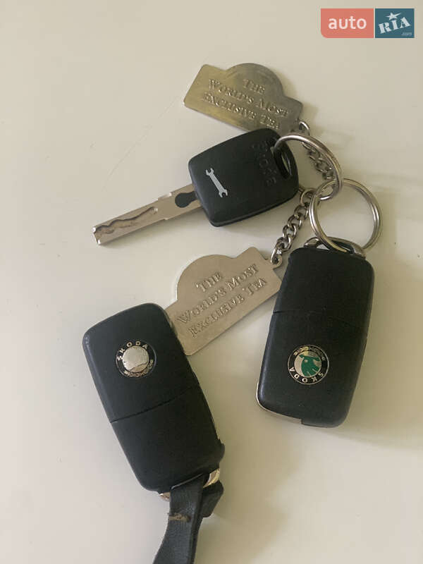 Лифтбек Skoda Superb 2006 в Тернополе