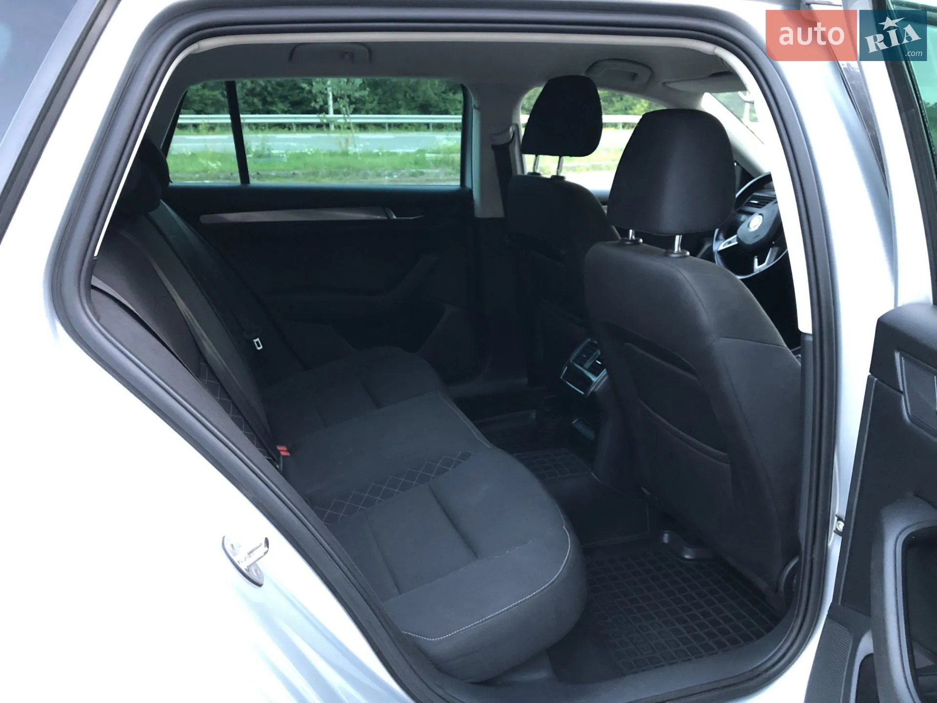 2016 Skoda Superb - мініатюра 13