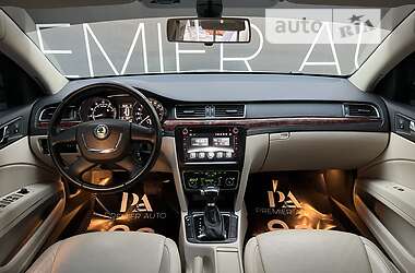 Лифтбек Skoda Superb 2012 в 
