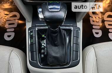 Лифтбек Skoda Superb 2012 в 